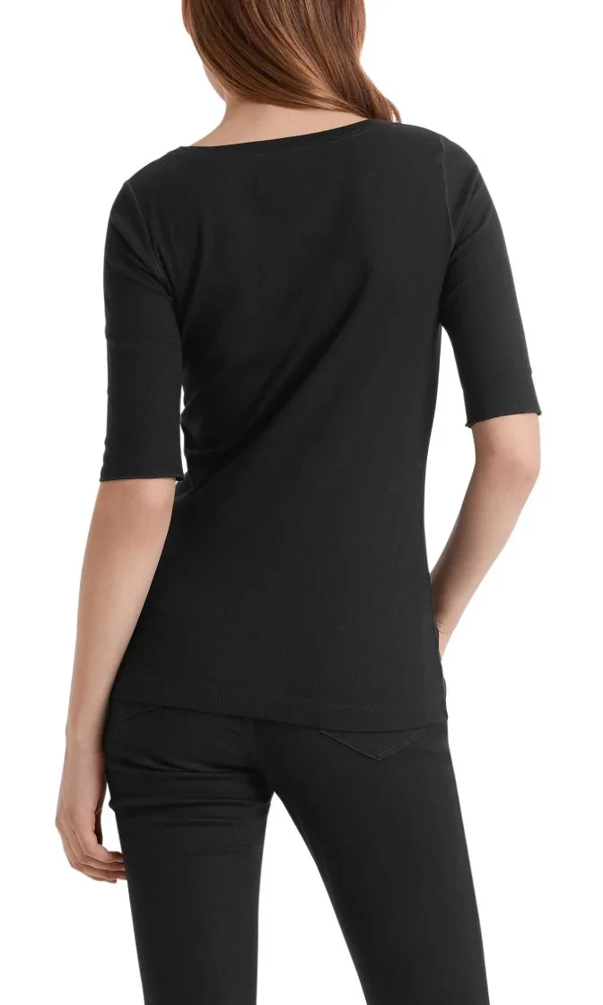 Marc Cain Essentials tshirt sort E4809J50 900 1