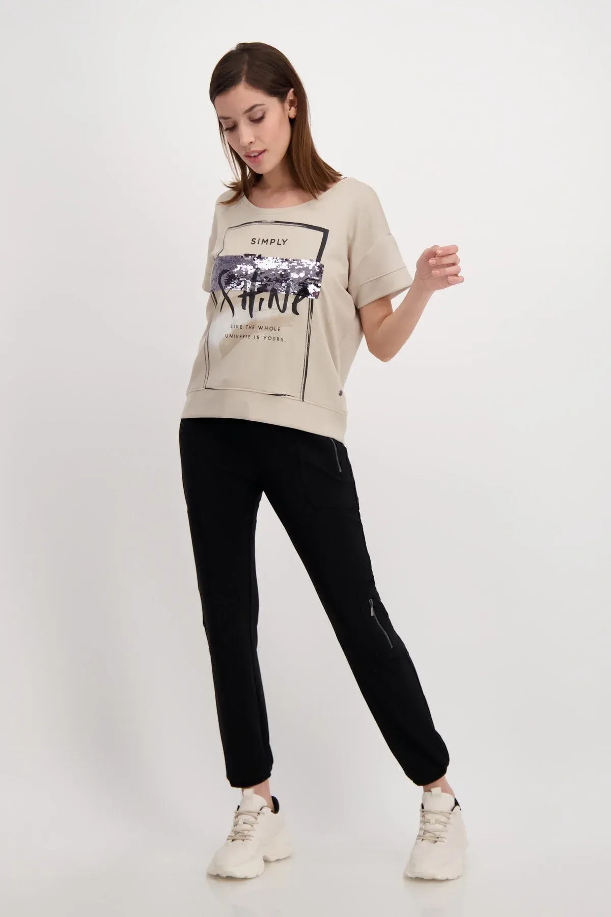 Monari T shirt med pailetter og tryk sand 1