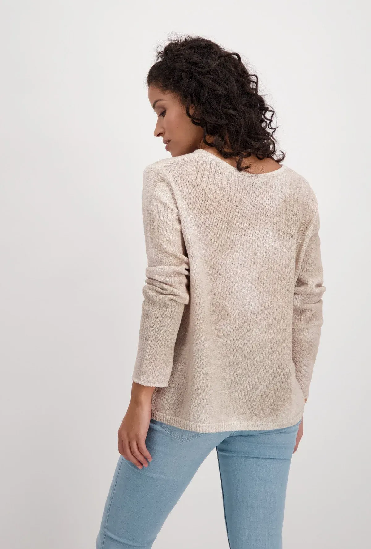 Monari pullover i strik med print og pailetter sand 1