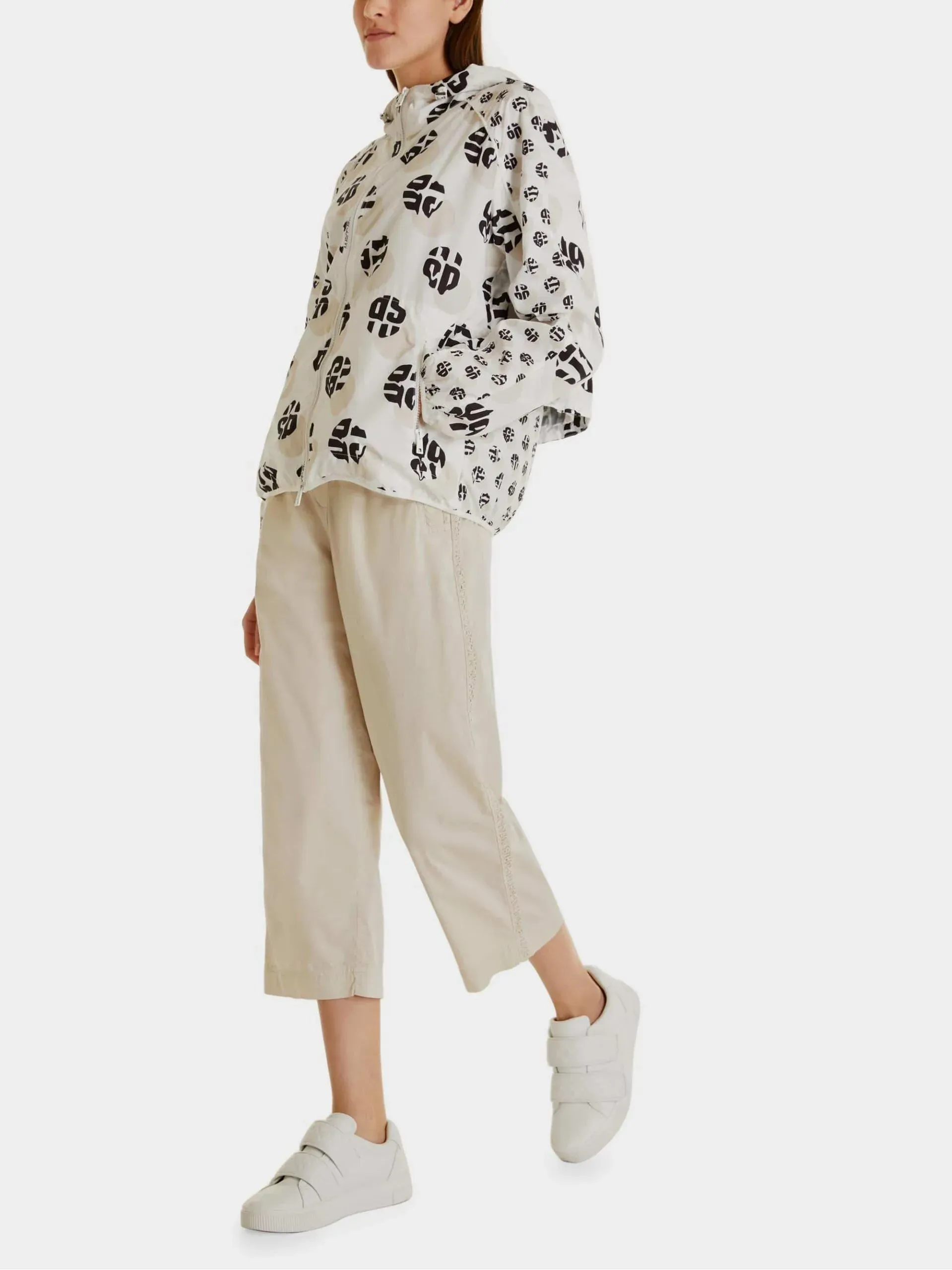 Marc Cain Sports jakke i Nylon 1 scaled