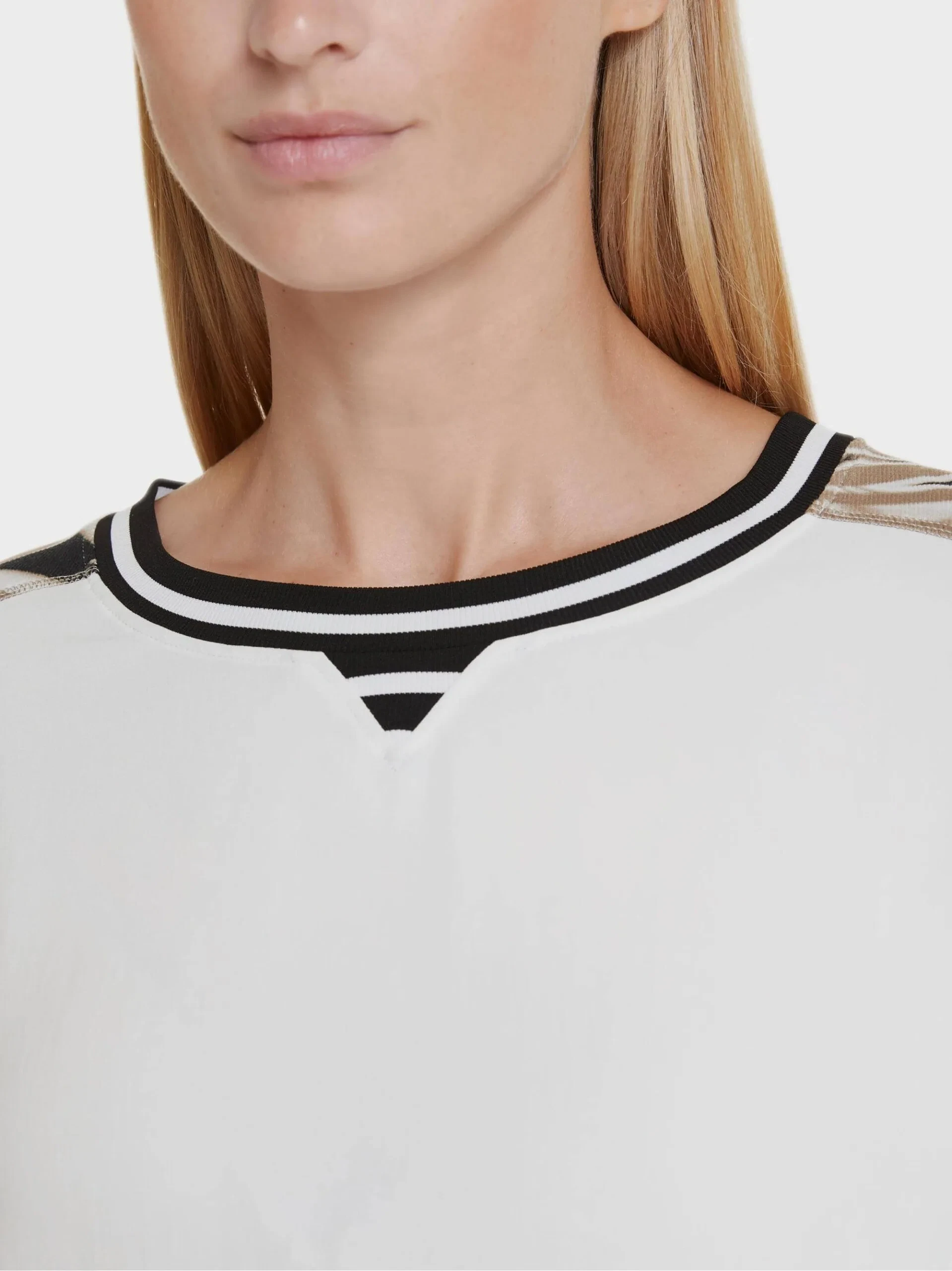 Marc Cain Sports bluse i mixed materiale raahvid 3