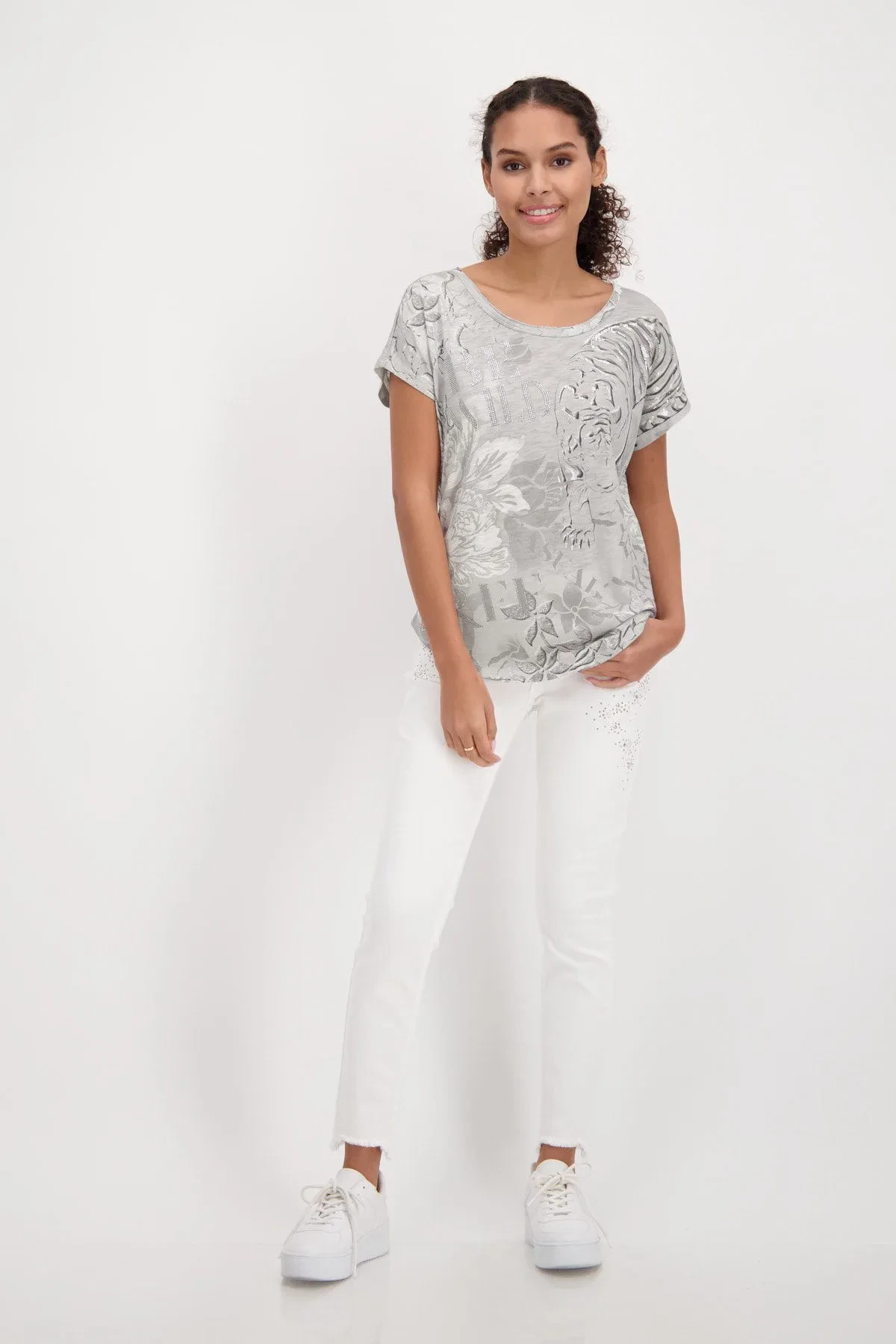 Monari T shirt med print i graa 1