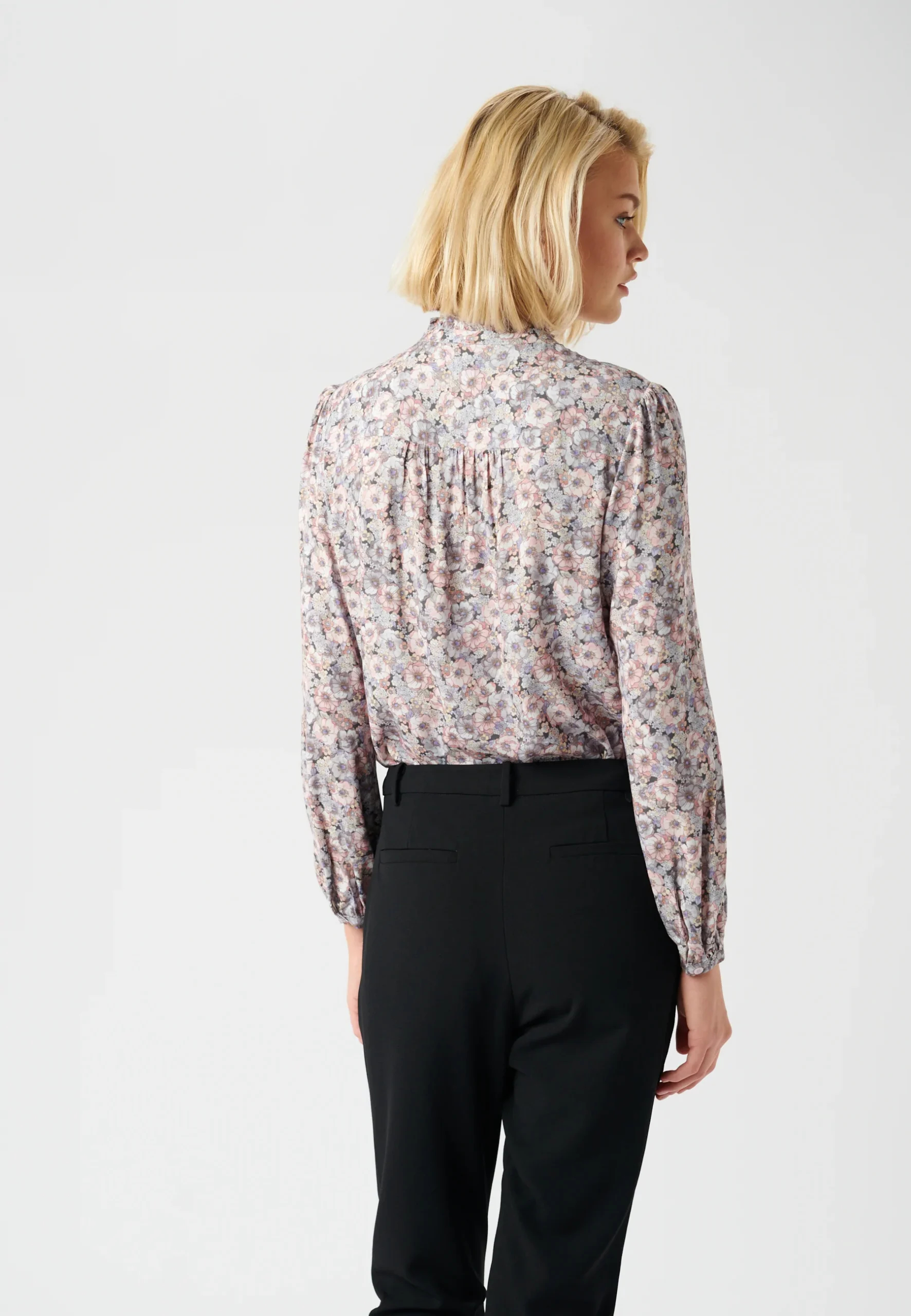 Dea Kudibal bluse Jodie V Passion Gobi 1