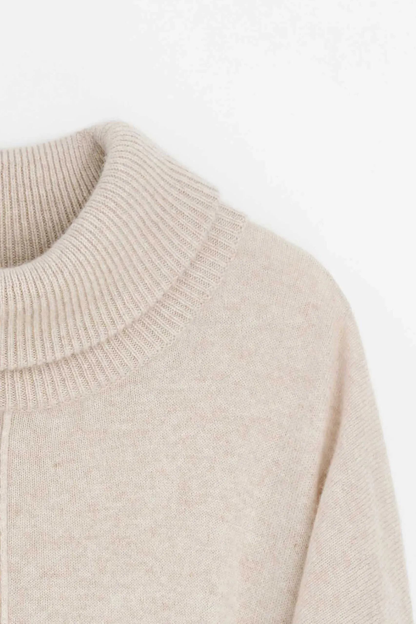 Davida Double Collar Wide Sweater Light Beige 1