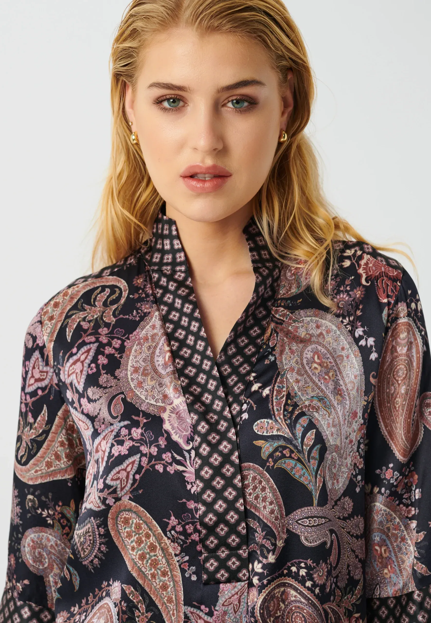 Dea Kudibal KAMILLE Paisley Space silkekjole 2