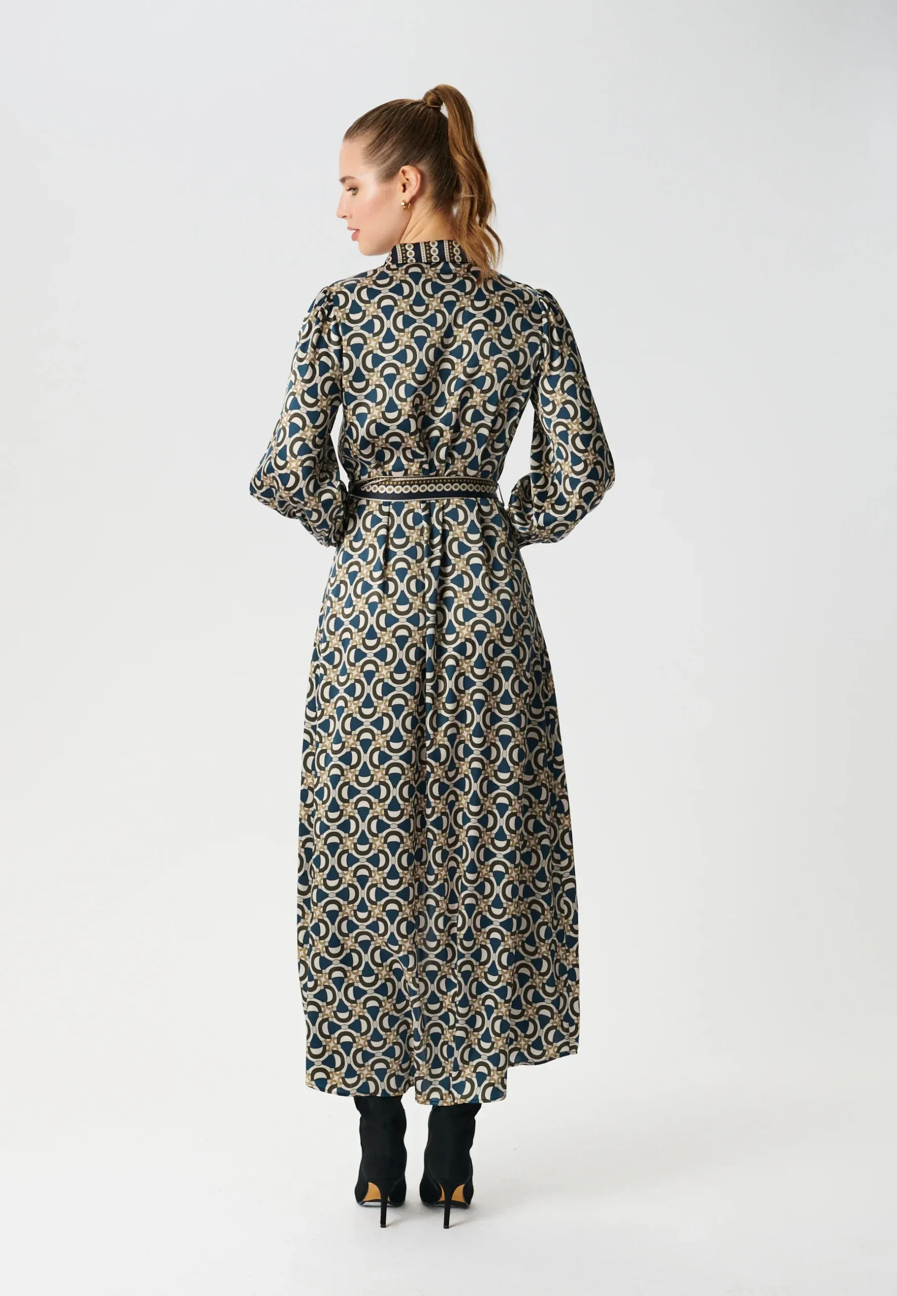 Dea Kudibal MICHA Stirrup Space silkekjole 1