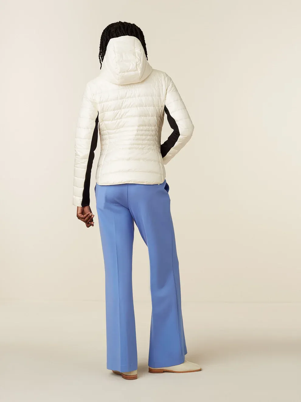 Beaumont figursyet jakke i råhvid - Billede 2