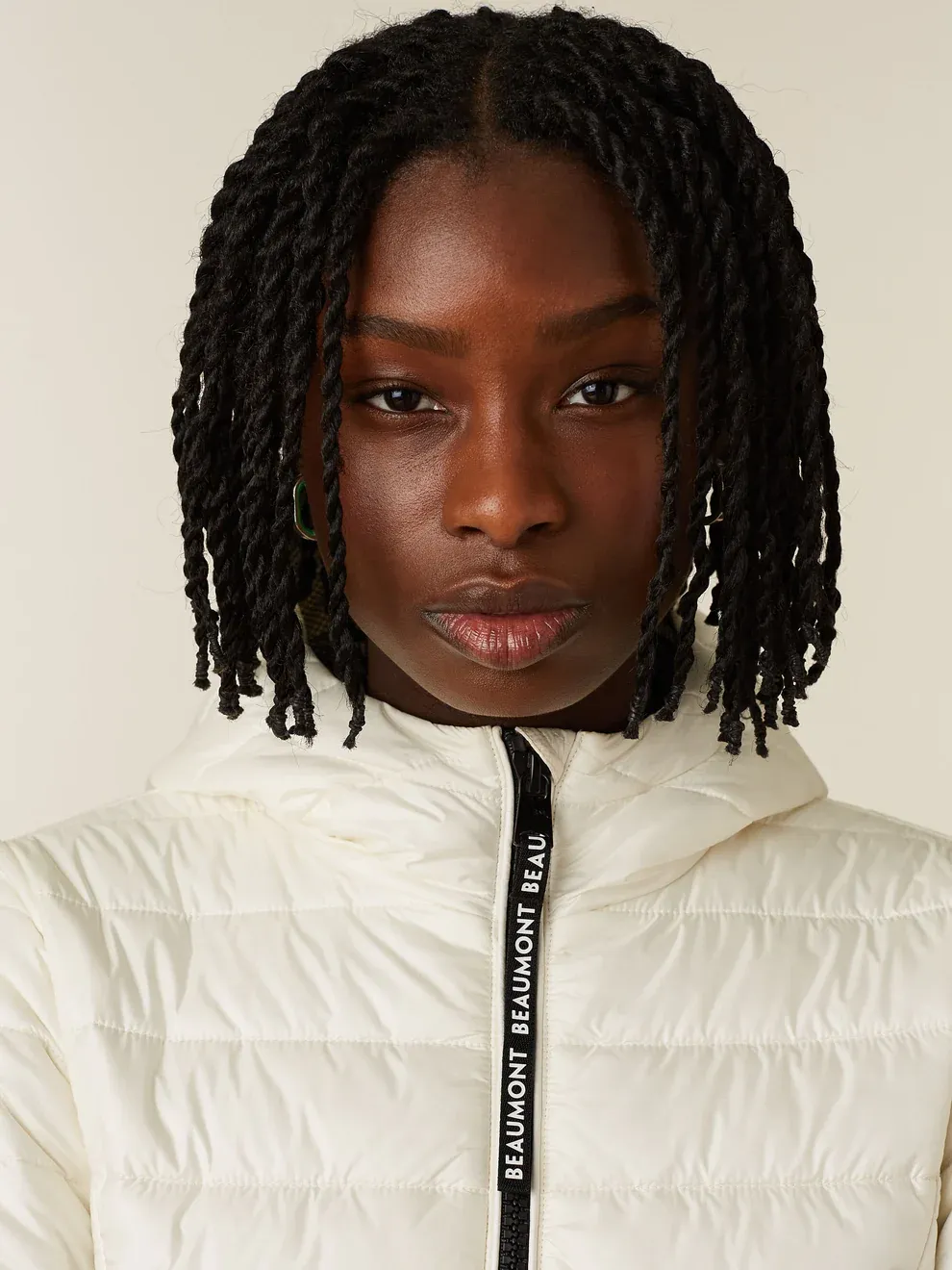 Beaumont figursyet jakke i råhvid - Billede 4