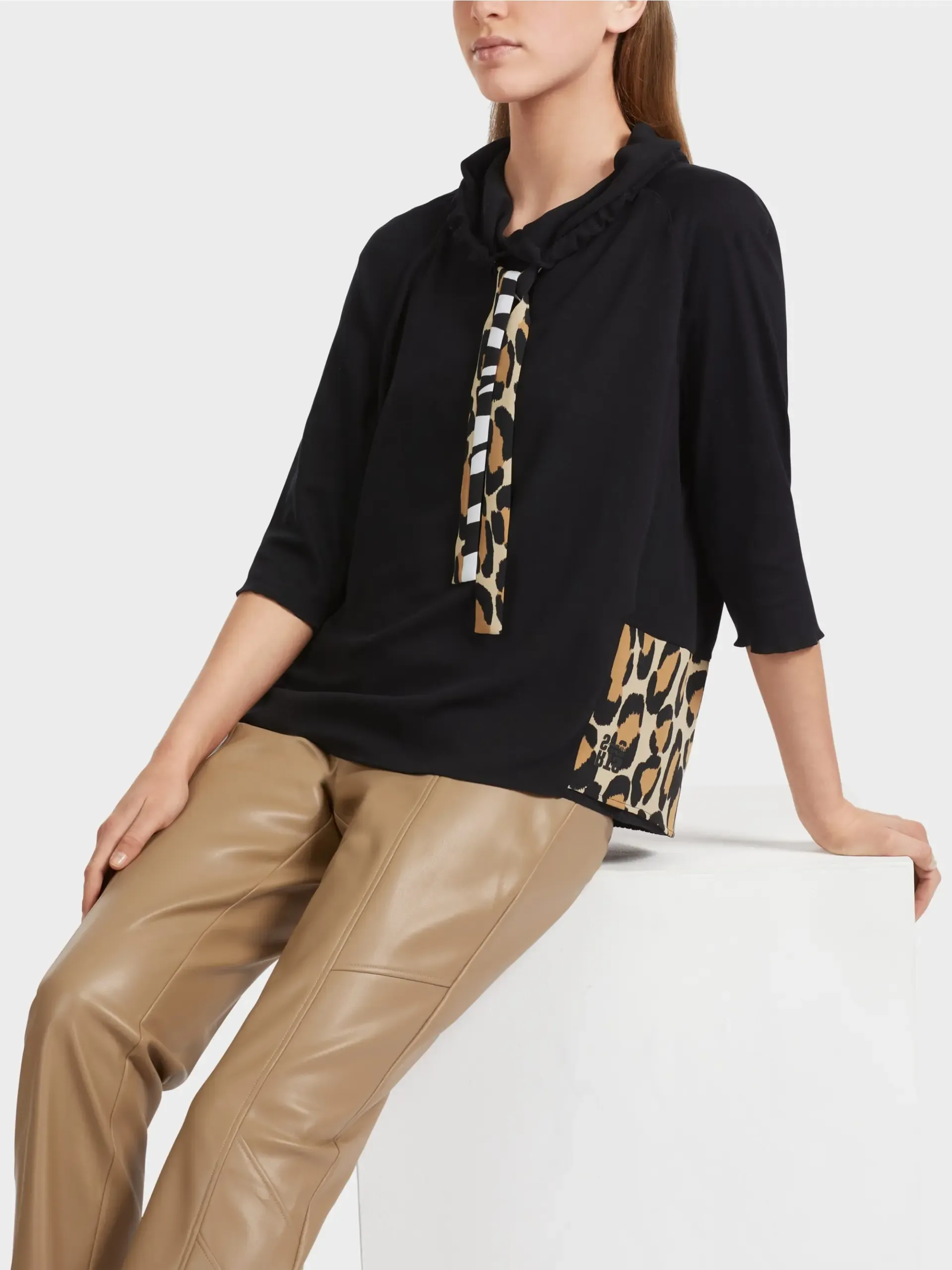 Marc Cain Sports Raglan bluse i sort - Billede 4