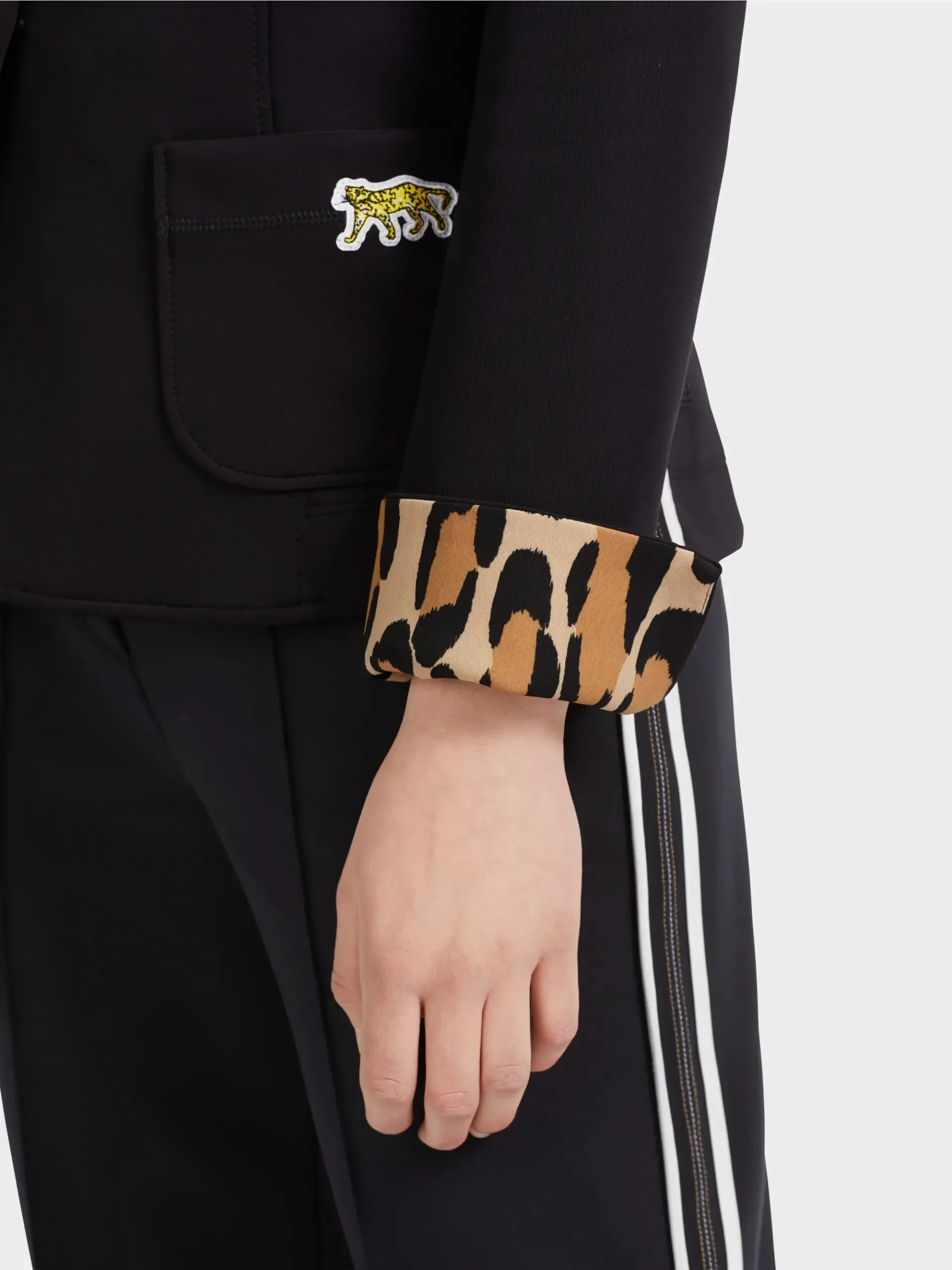 Marc Cain Sports taljeret blazer i sort - Billede 3