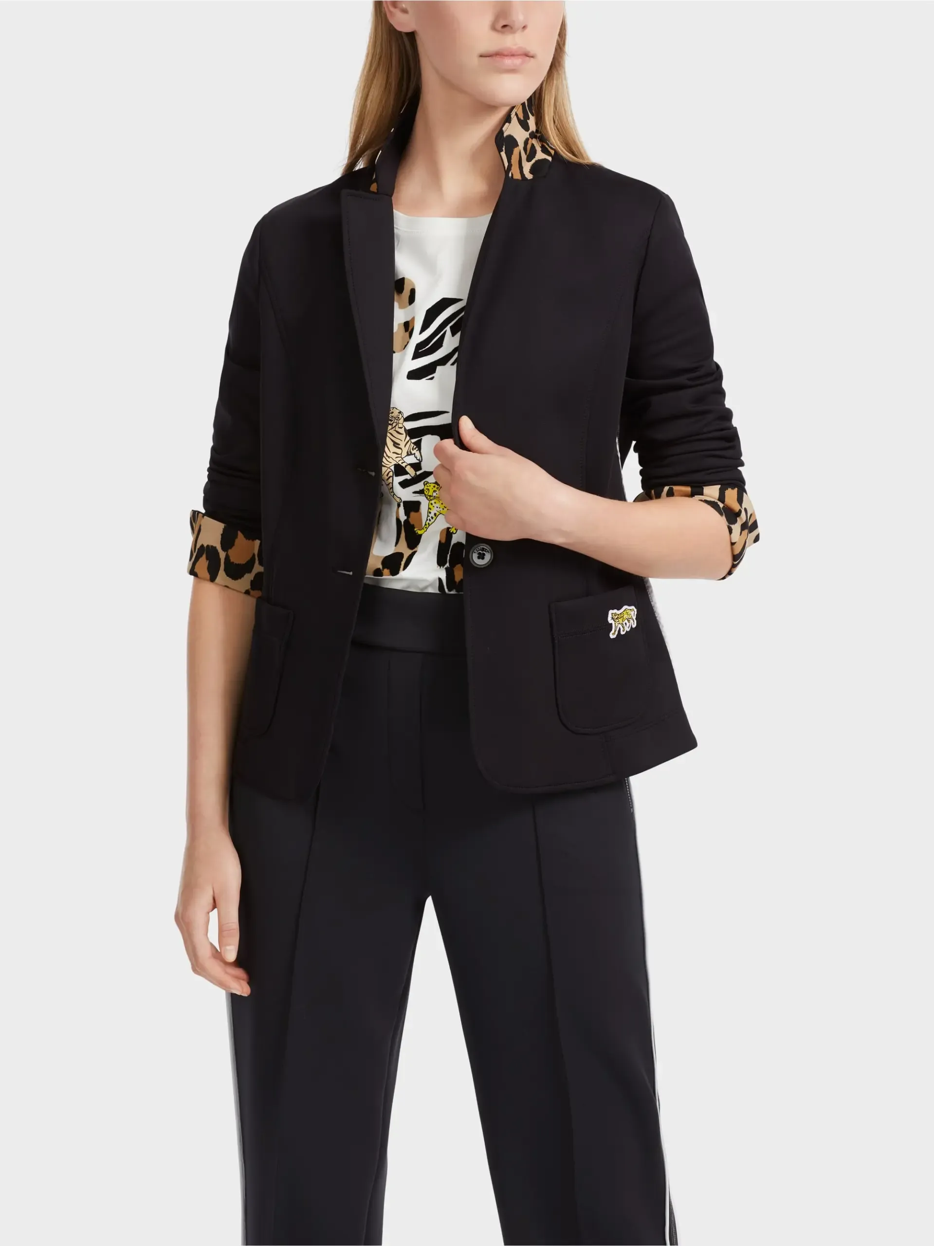Marc Cain Sports taljeret blazer i sort
