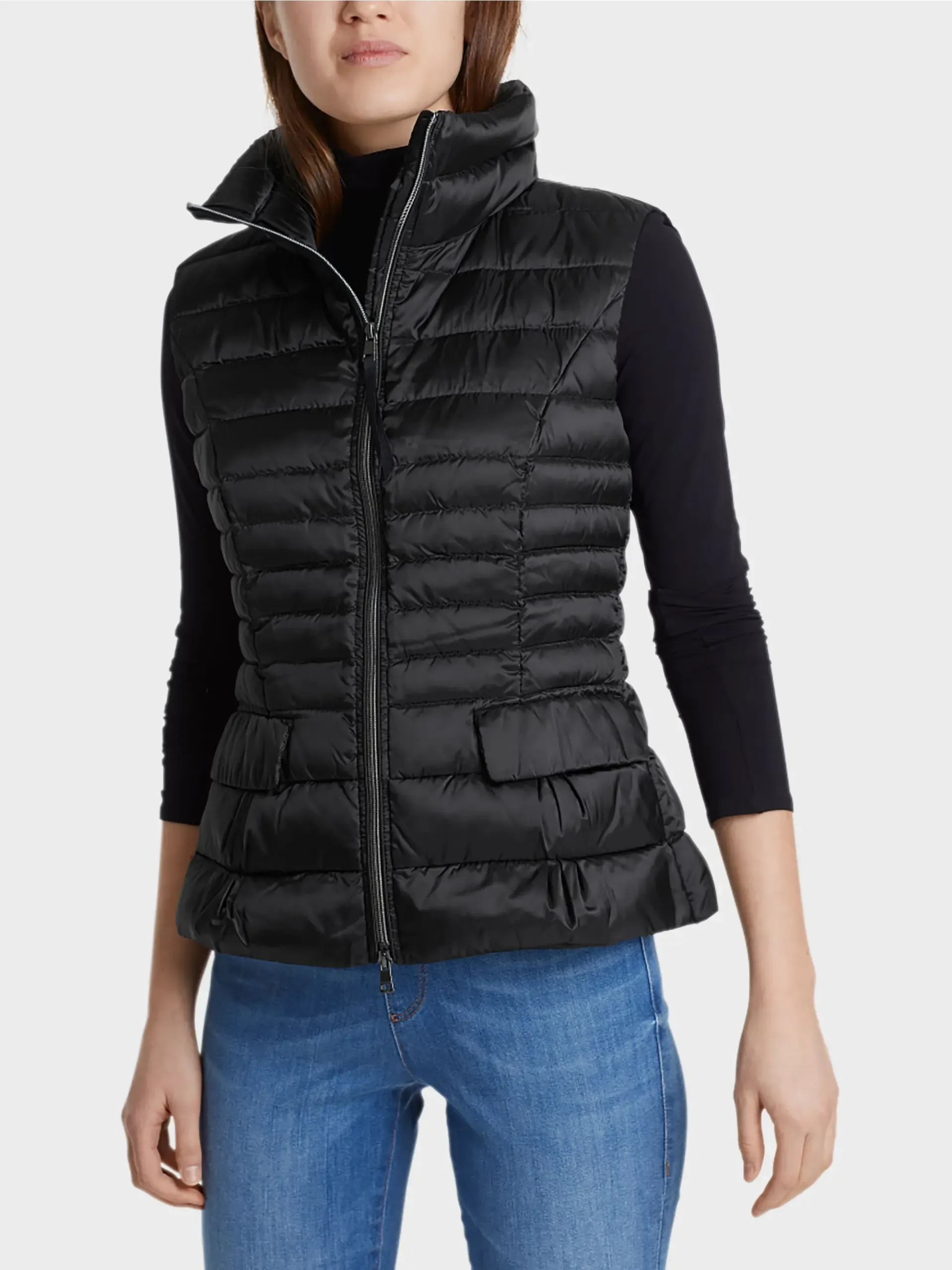 Marc Cain Essentials Quiltet vest med dunfoer