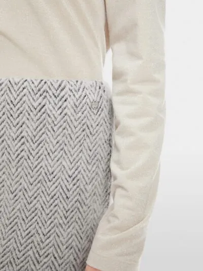 Marc Cain Collections strik nederdel lys 2 scaled