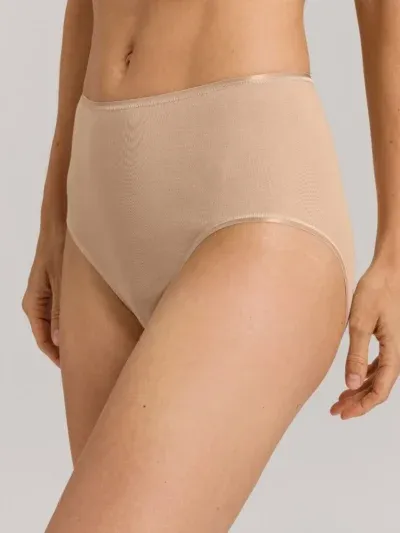 Hanro Cotton Seamless trusse full brief i beige